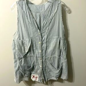 Magnolia pearl shadow stripe cotton vest from the Love collection